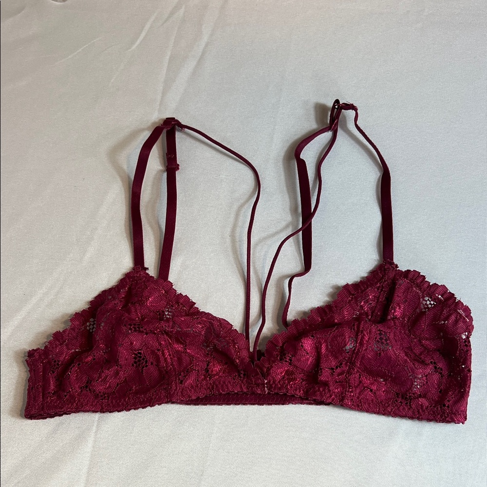 Elegant Lace Bralette in Deep Red